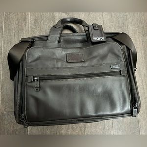 TUMI - rare dark brown Napa leather modern briefcase, laptop T-Pass for airports